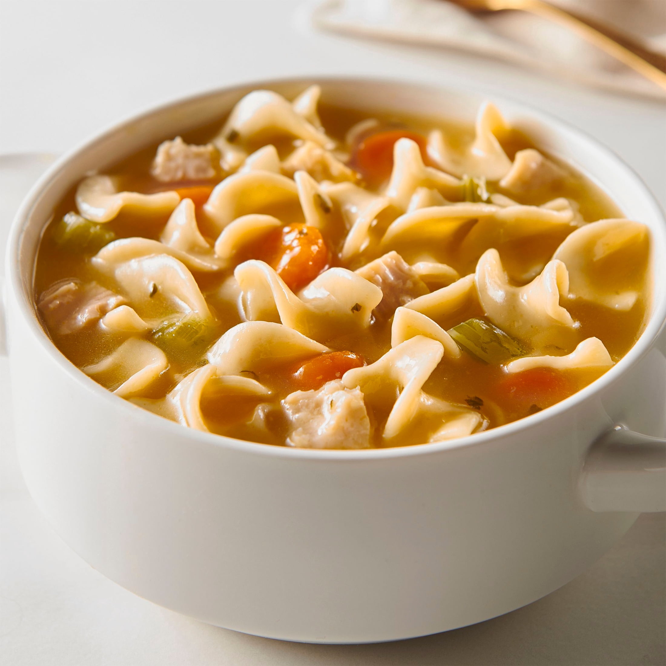(4 pack) Progresso Traditional, 99% Fat Free Chicken Noodle Canned Soup, 19 oz