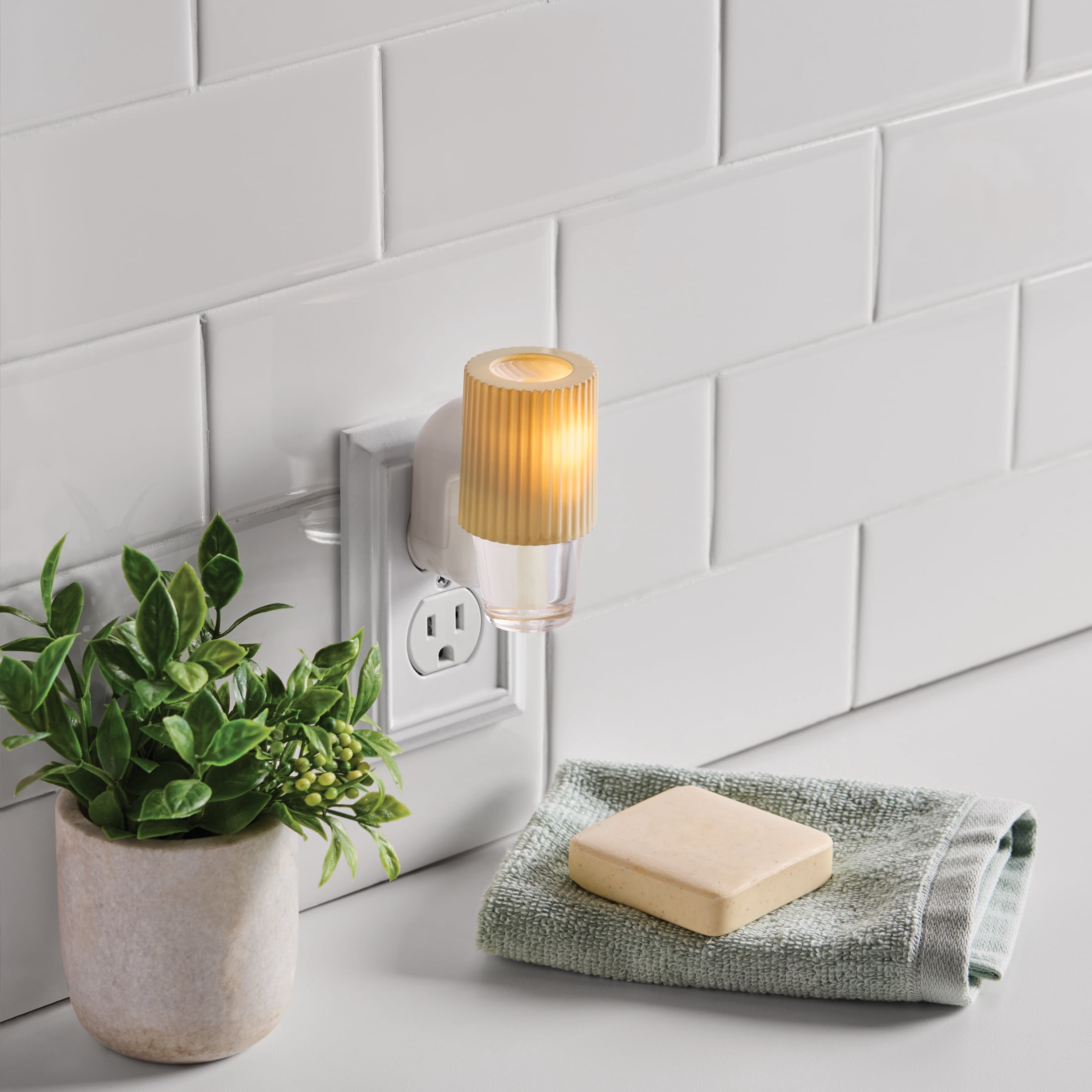 Mainstays Aroma Accents LED Fragrance Plug-in, Ribbed Texture, Papyrus Beige