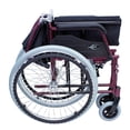 thumbnail image 3 of Silla de ruedas ultraligera Karman LT-980 de 11 kg con reposapiés extraíble en color burdeos, 3 of 3