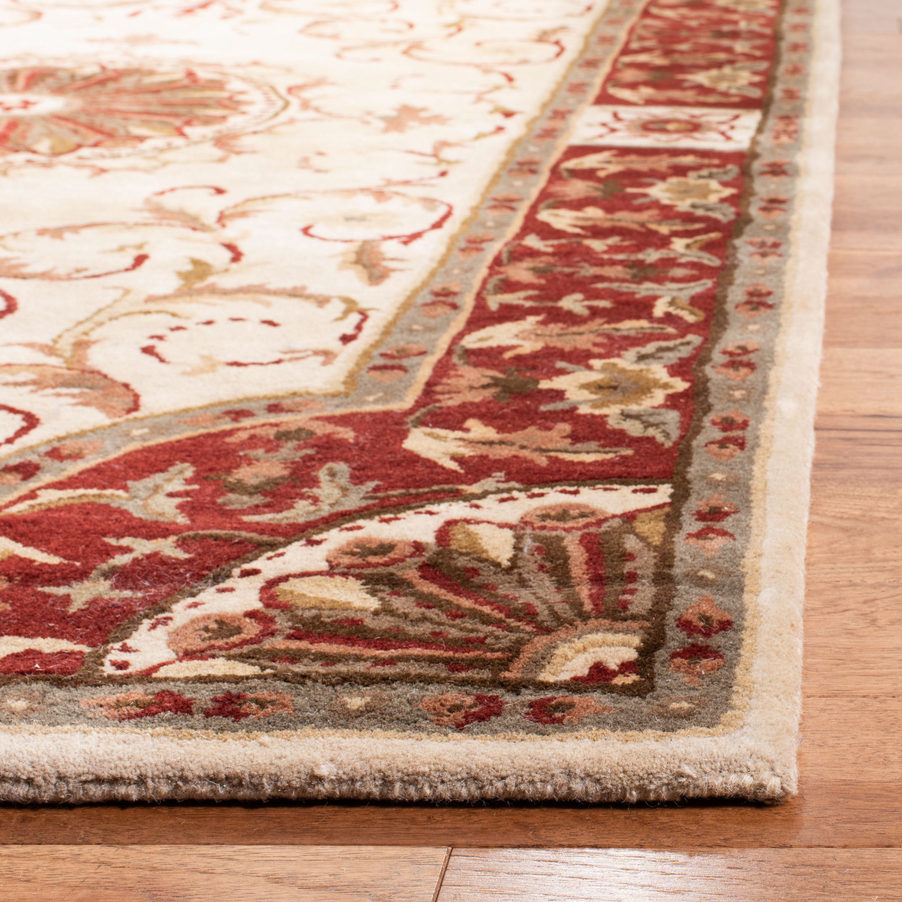 Safavieh Empire Naira Oriental Wool Area Rug, Ivory/Red, 3' x 5'