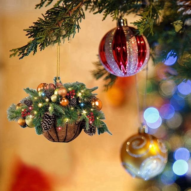 Xihbxyly Colgante Navideño, Cesta Colgante 3D, Decoración de Regalo de Madera, Ligero y Fácil de Colgar, Adorno Versátil para Árbol, Puertas y Bolsos, Perfecto para Fiestas, Tamaño 8 Cm
