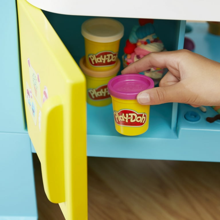 Camion de glace géant Play-Doh Kitchen Creations (27 Acc…