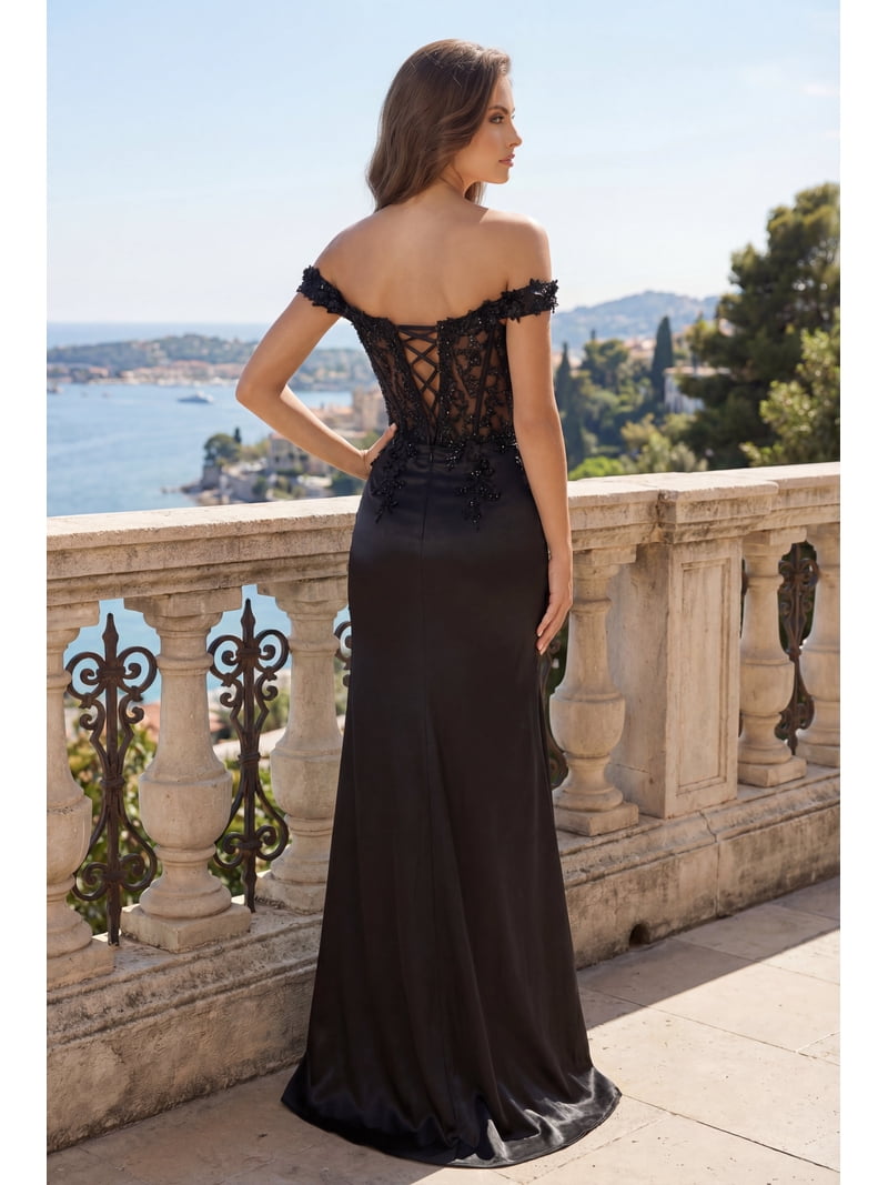 Elegant Fitted Off-the-Shoulder Corset Prom Dress, Floor-Length Satin Gown for Formal Events