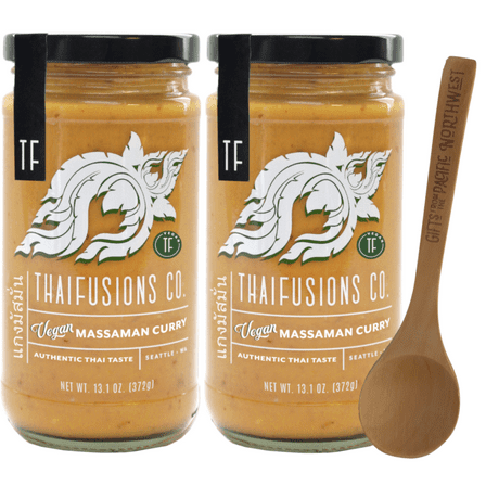 Thai Massaman Vegan Curry Sauce Thaifusions 13.1 Oz Jar (Pack of 2) Bundle with Tasting Spoon | Curry Sauce Gift Set by Gifts from the Pacific Northwest