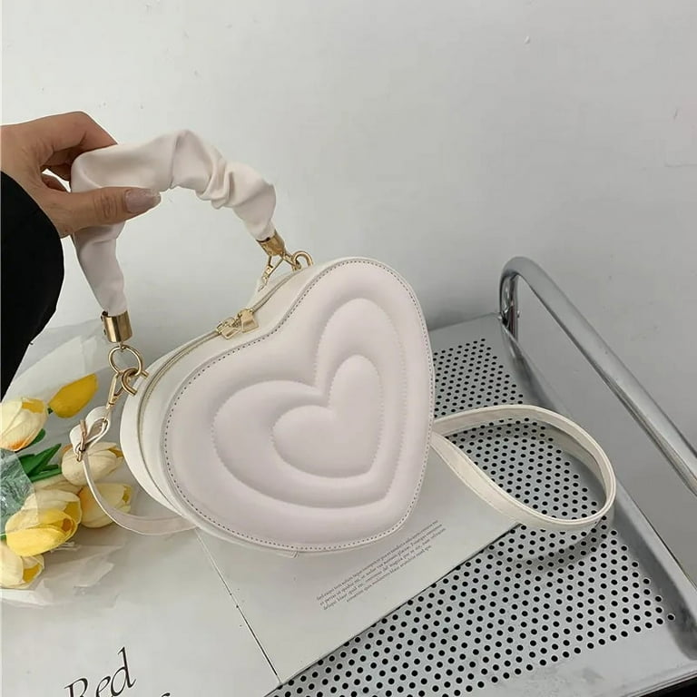 é Heart pouch shoulder strap bag White Heart-Shaped Y2K Shoulder Bag: Pink PU Leather Rivet Tote