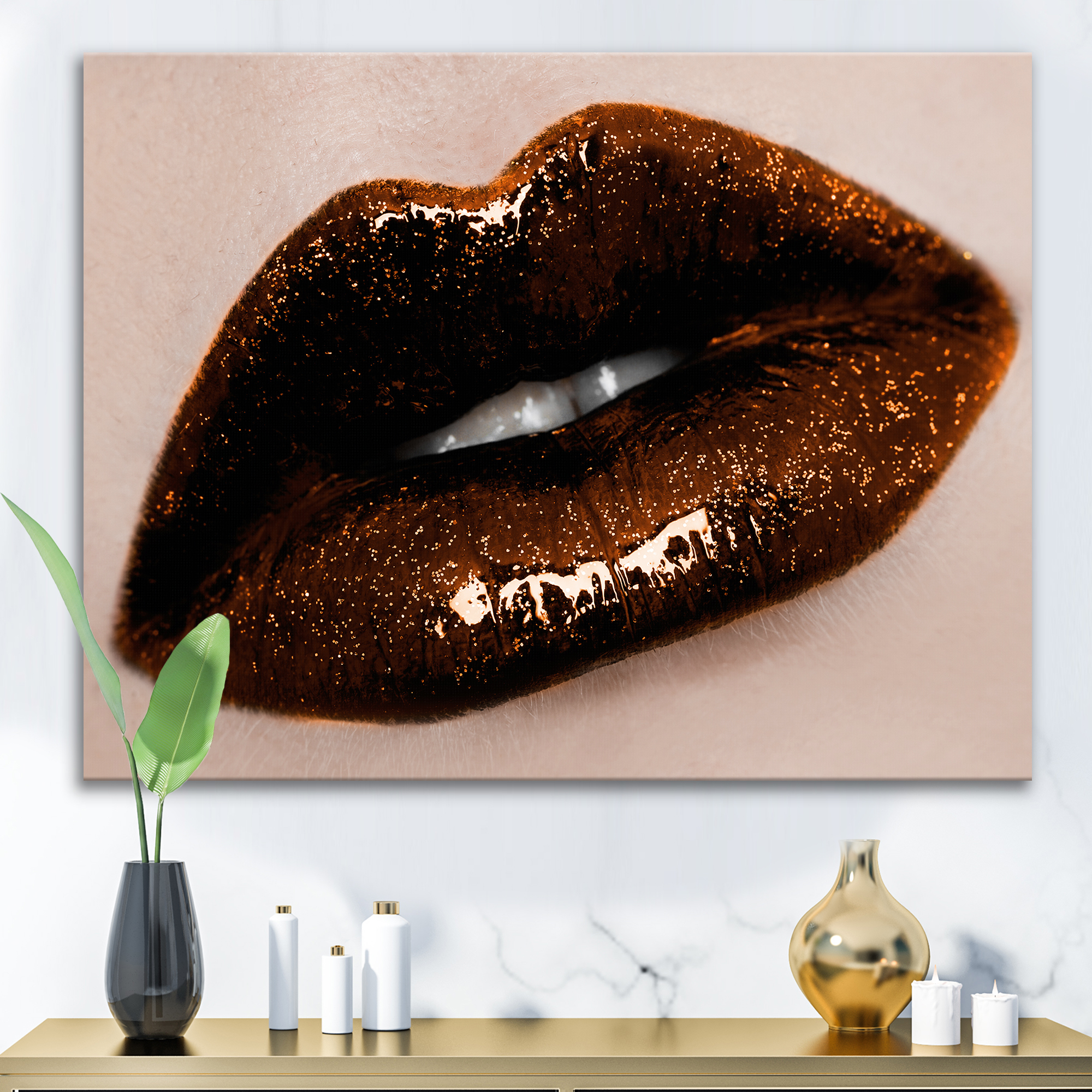 Designart ' Close-Up Of Gorgeous Female Lips II ' Modern Canvas Wall Art Print