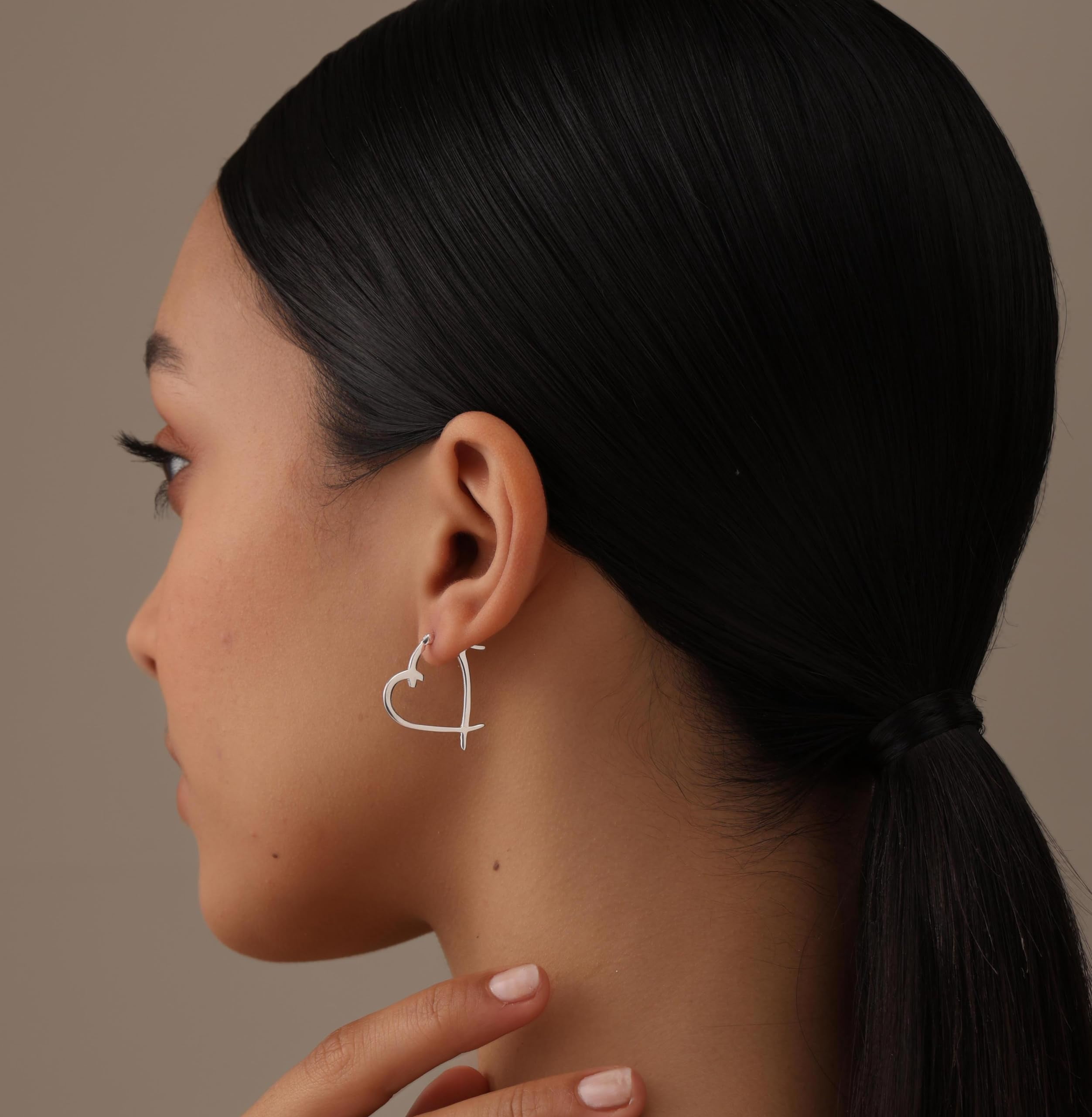 LeCalla 925 Sterling Silver Love Theme Heart Hoop Earrings Lightweight Click-Top Small Heart Shape Hoops Earring for Women 25MM