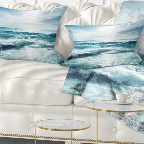 Designart Seychelles Beach at Sunset - Seascape Throw Pillow - 12x20