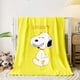 thumbnail image 4 of Manta con estampado de dibujos animados lindo Snoopy de MINISO. Franela cálida y cómoda, dormitorio, sofá, cama, silla, regalo, picnics, viajes, campamento, mantas., 4 of 5