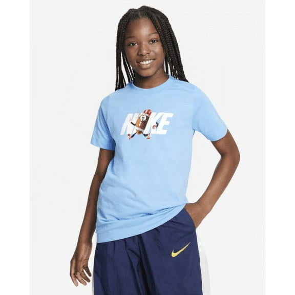 Nike Sportswear Big Kids' T-Shirt Color: White Size: M