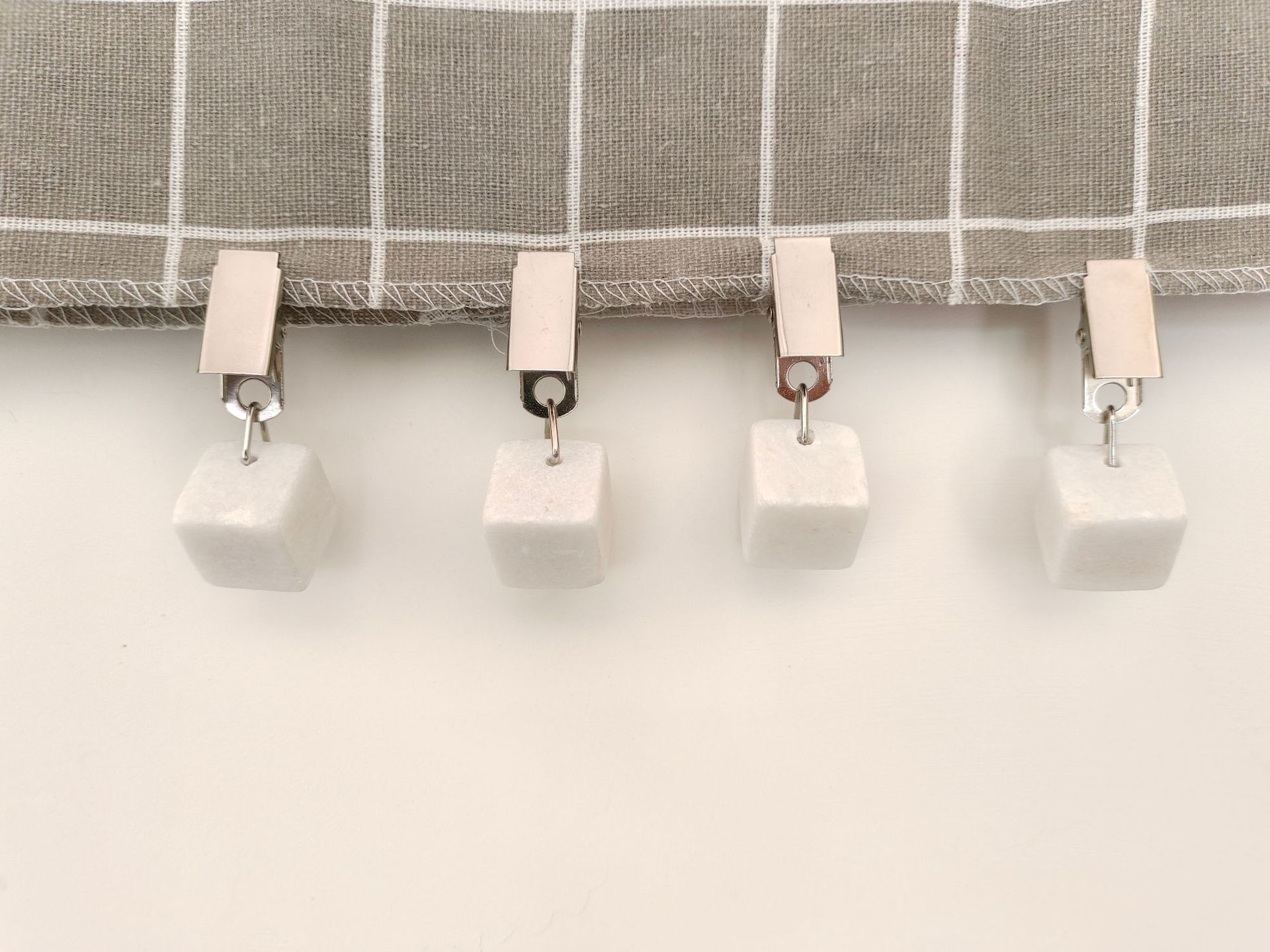 4pcs Tablecloth Weights Tablecloth Pendants Stone Table Cover Weights