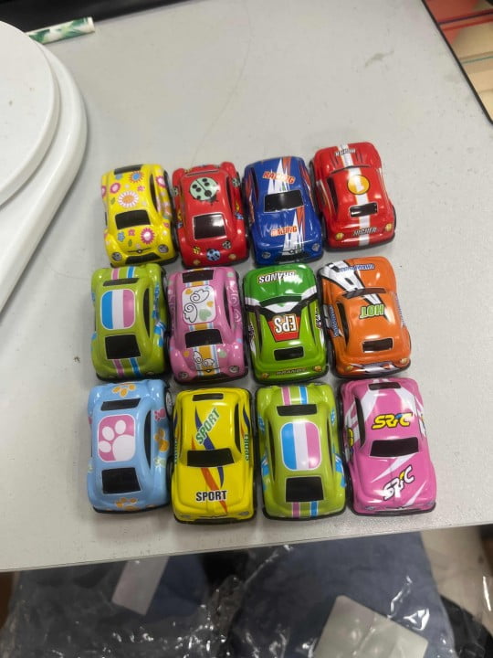 HEQUSIGNS 12 Pull Back Racing Cars, Die cast Race Car Vehicles Playset