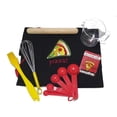 thumbnail image 1 of Set de sasafrás Little Cook para hacer pizza con delantal y herramientas, 1 of 2
