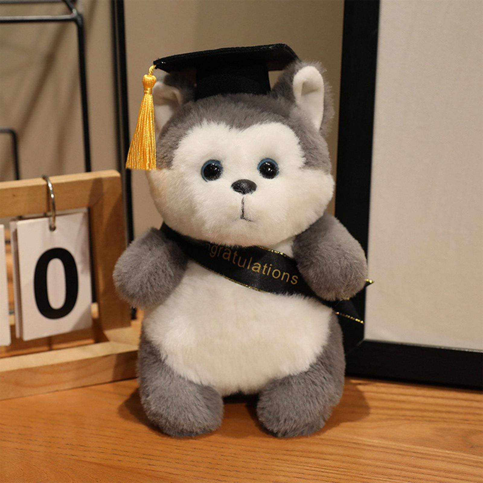 JilgTeok 3 Packs Graduation Wolf Doll with Hat Doll 2025 Graduation Plush Keepsake Gift Adorable Celebration Souvenir Home Decoration 4.7inch