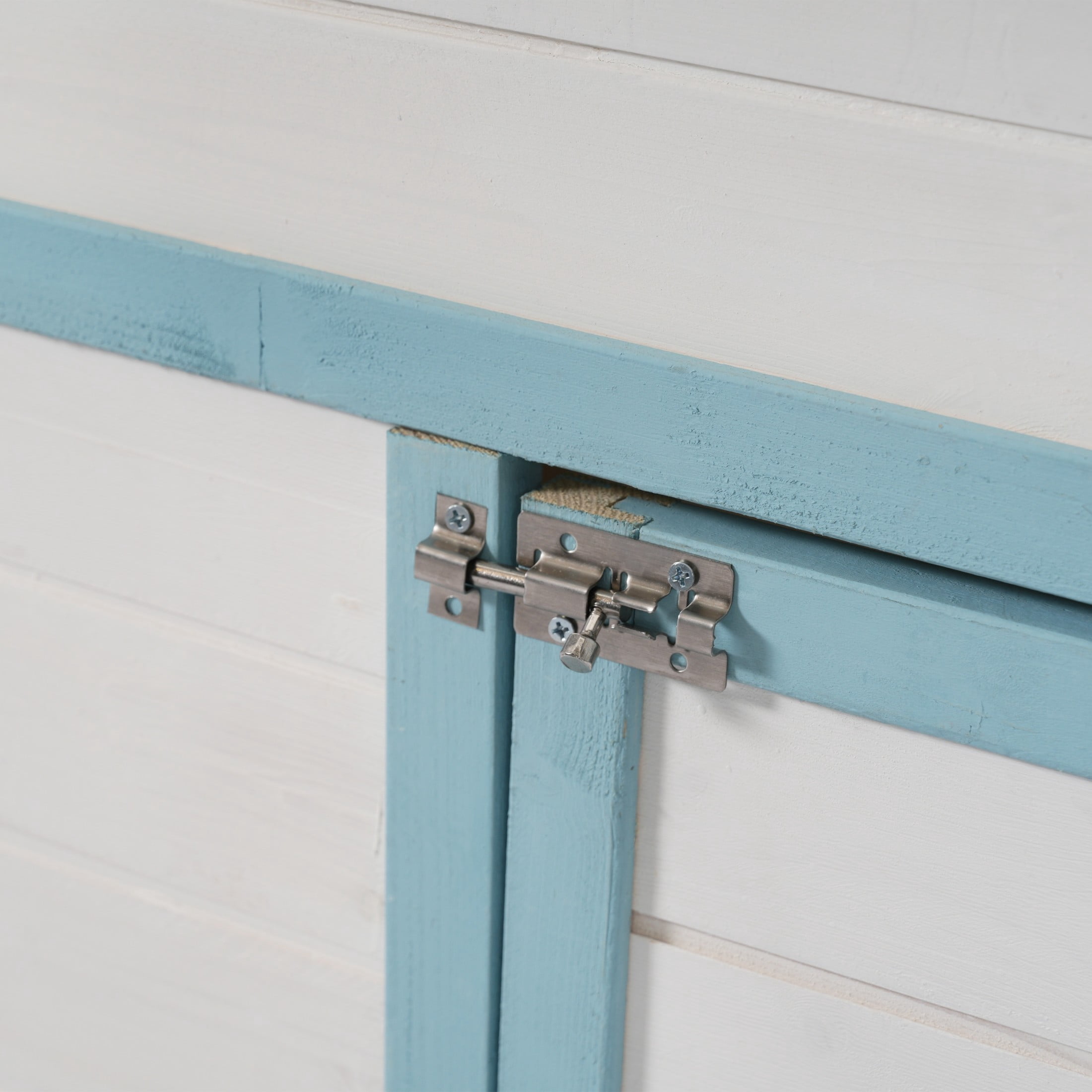 Christopher Knight Home Outdoor Wood Chicken Coop with Spacious Exercise Run, Nesting Box, White+Blue