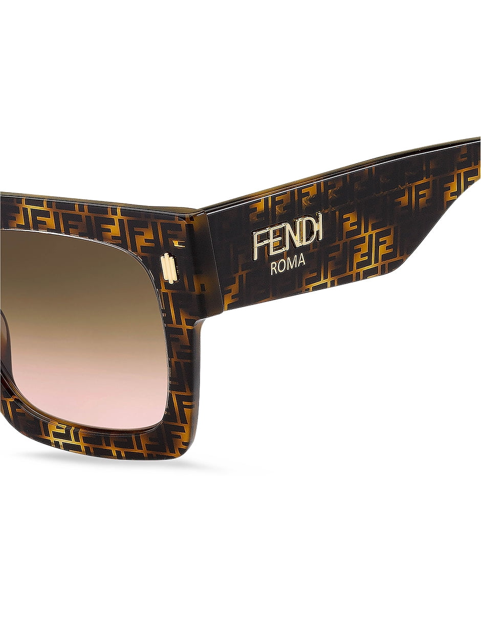 ee771e30-22fd-441c-ae4c-  display picture 1
