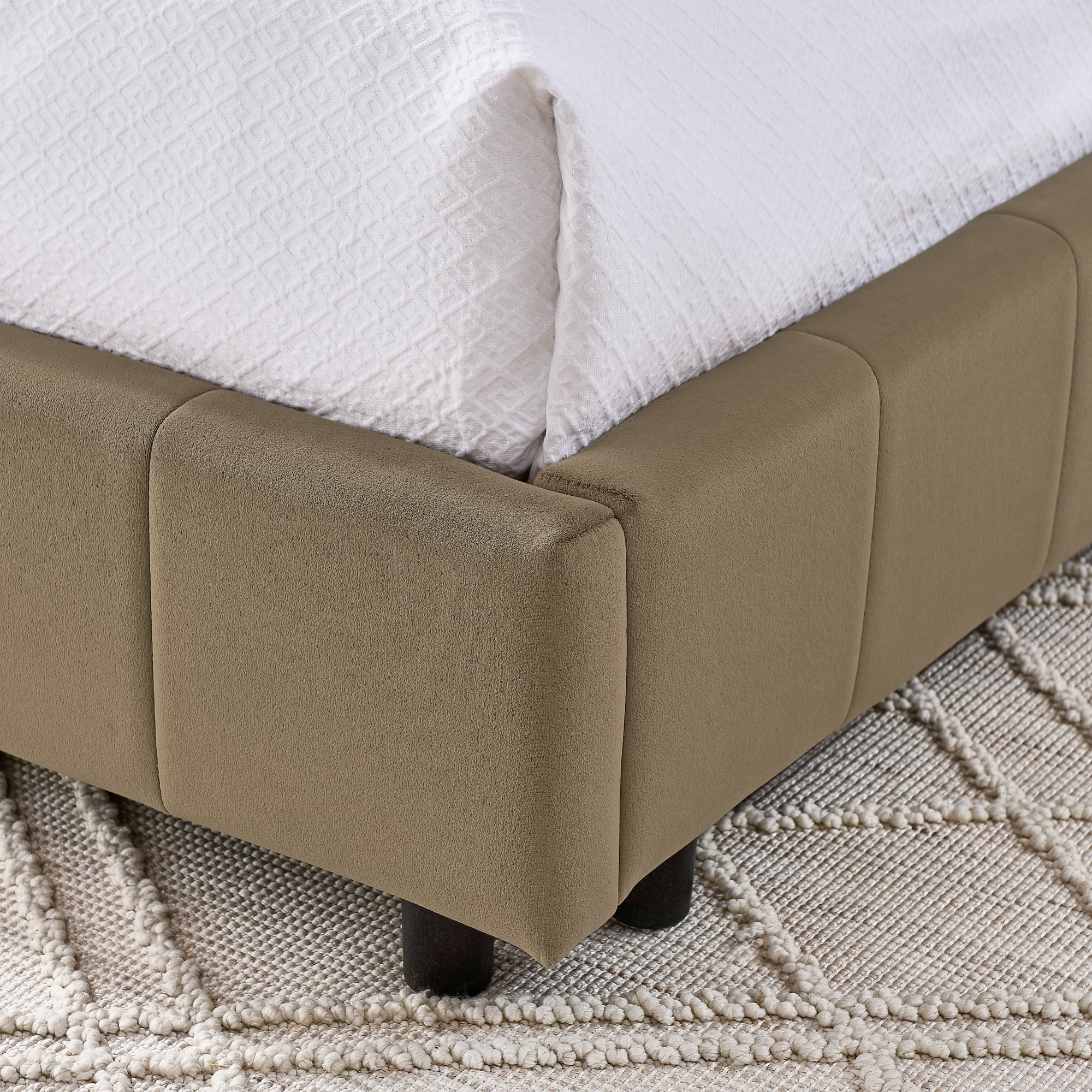 Full Size Upholstered Tufted Bed Frame, Sofa Bed Frame with Comfortable Backrest and Armrests, Full Size Bed for Bedroom, Living Room,Velvet