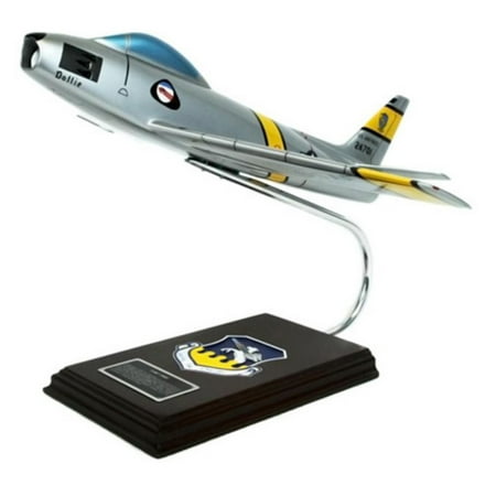 Daron Worldwide F-86F Sabre - 1/32 Scale Model Airplane