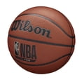 thumbnail image 3 of Baloncesto WILSON NBA Forge Pro para interiores y exteriores, color marrón, talla 7, 3 of 6