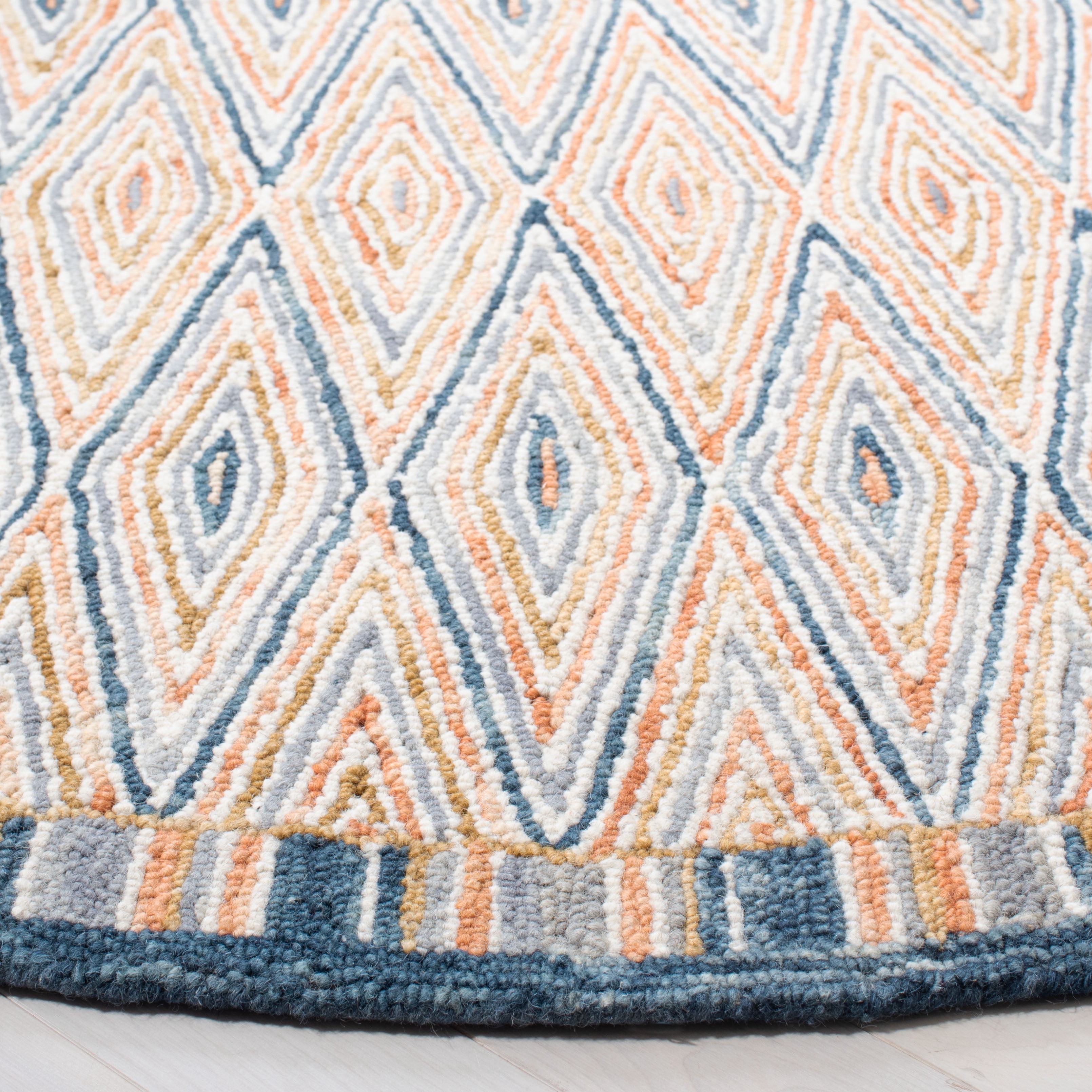 SAFAVIEH Aspen Millicent Geometric Wool Area Rug, Gold/Rust, 3' x 3' Round