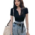 thumbnail image 1 of Camisa de mujer Blusa de manga corta con cuello en V profundo Top corto de punto sexy, Negro Methold AP001386-03B, 1 of 7