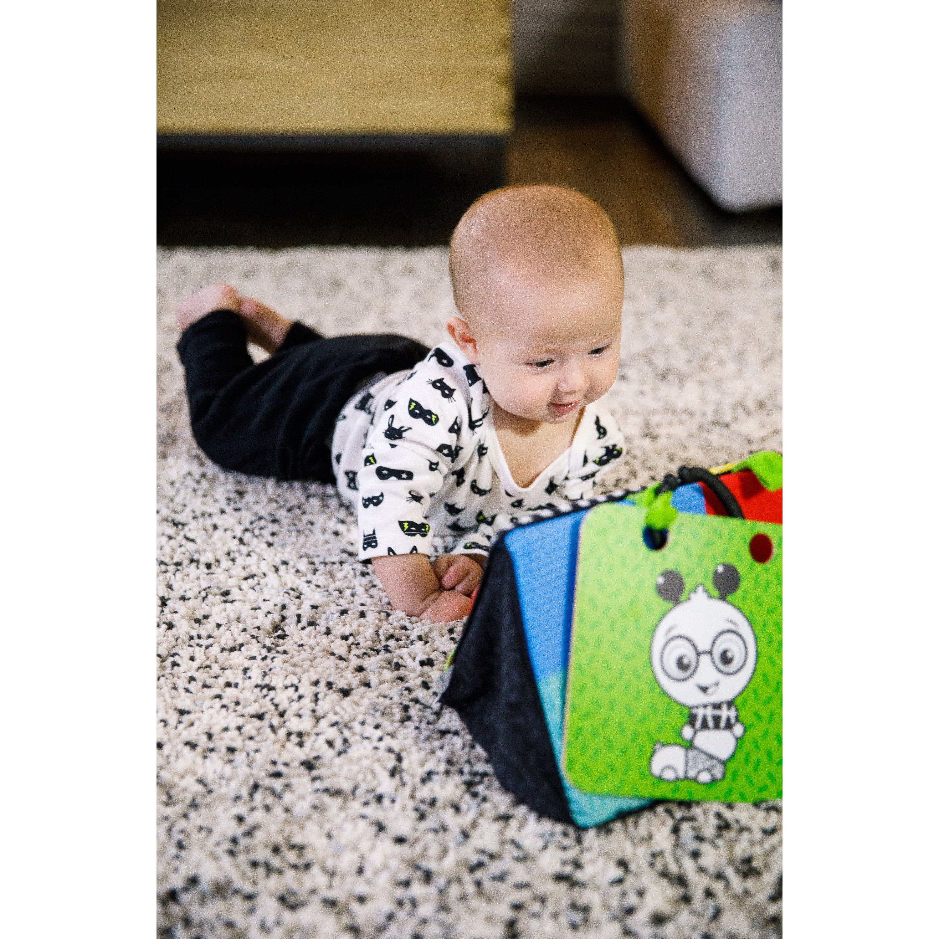 baby einstein flip for art high contrast floor activity mirror