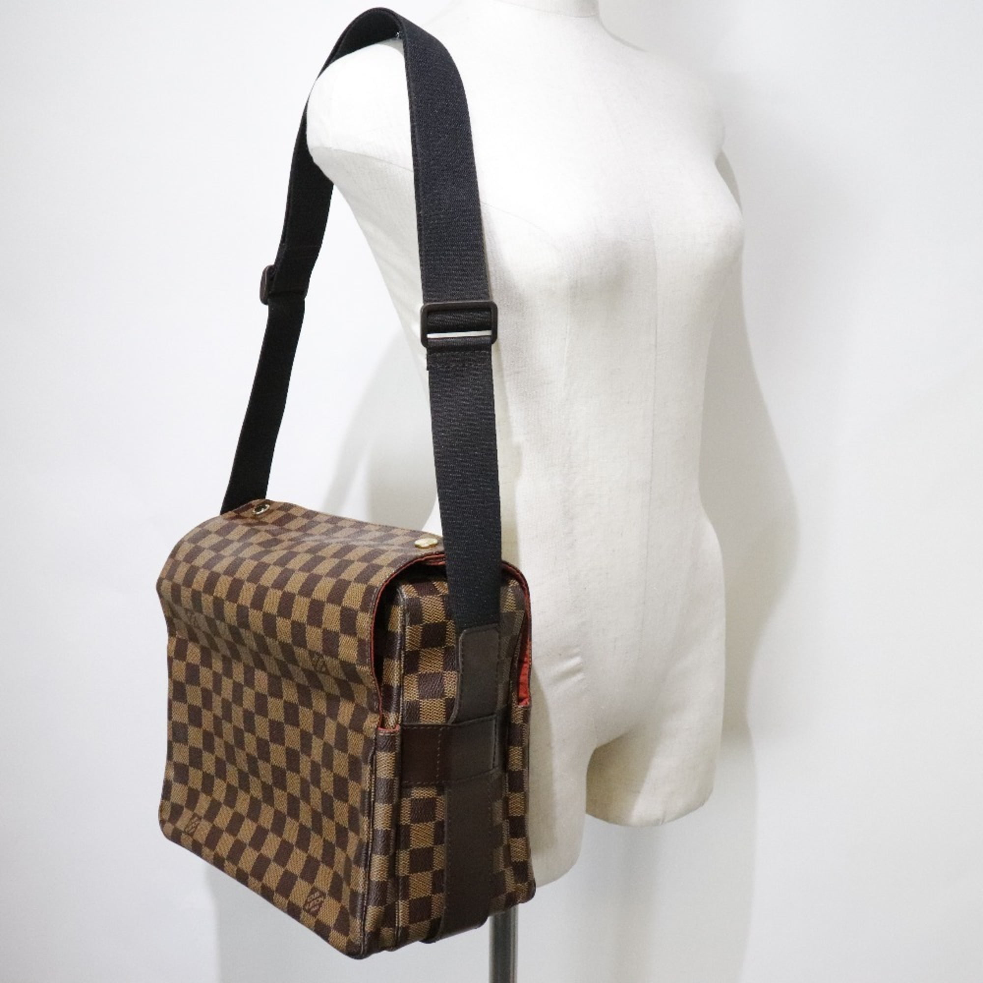 Louis Vuitton Naviglio Shoulder bag 373422