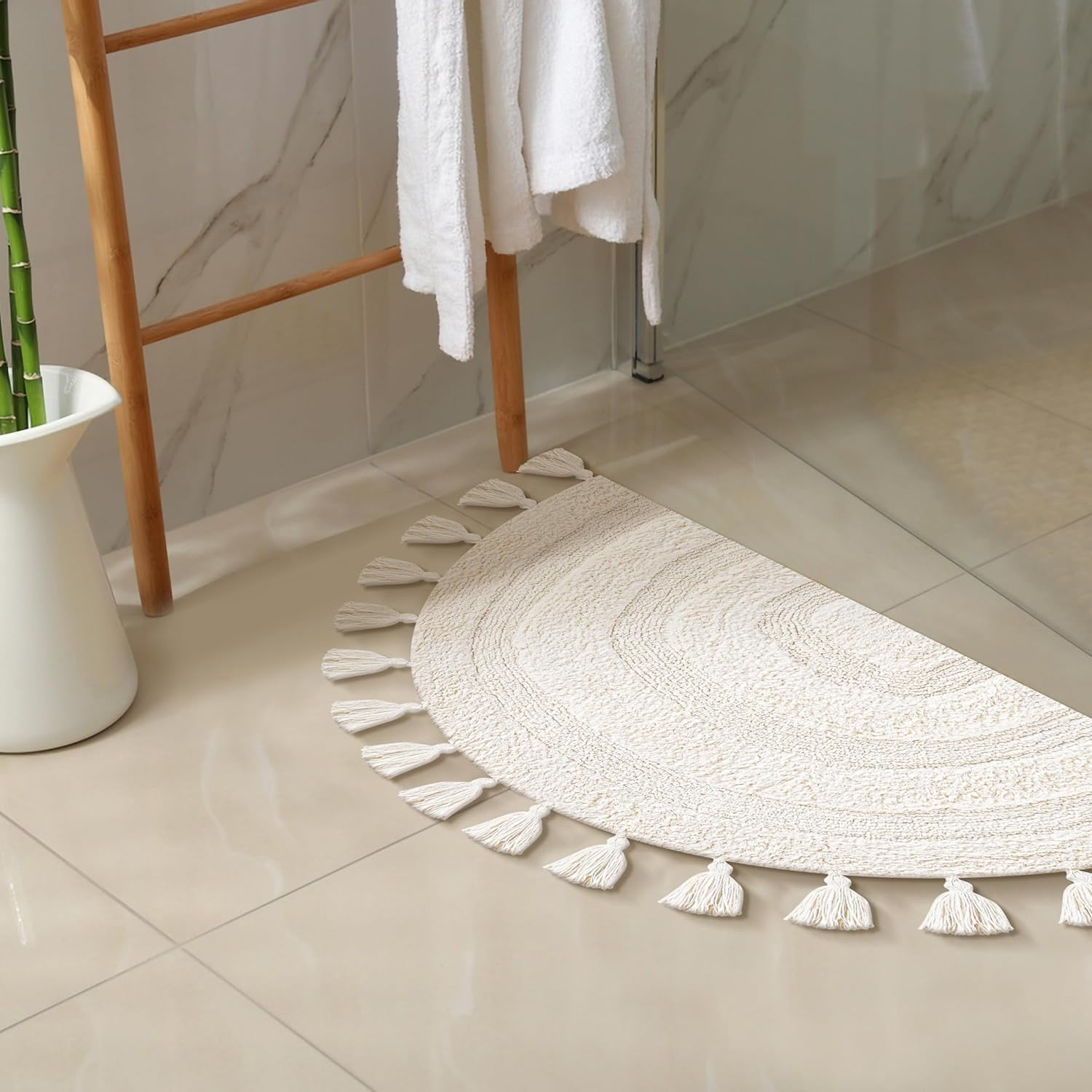 Cotton Half Circle Boho Bathroom Rug with Antiskid 22"x36" Ivory – 100% Cotton Scalloped Bath Mat, Anti‑Skid, Soft & Absorbent Bathroom Rug for Shower, Tub & Entryway