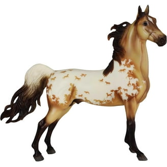 Breyer Traditional Size 2021 Holiday Christmas Horse Arctic