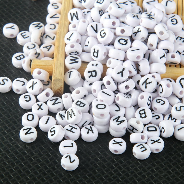 Shulemin 100 Pcs Spacer Acrylic Beads Cube Alphabet Letter
