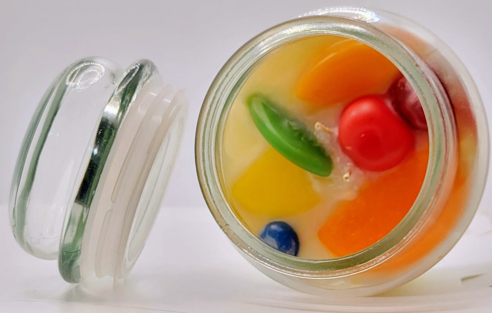 Blak Beautys FRUITOPIA Fruit Slices Scented Glass Jar Candle (2 Wick) 25 fl oz