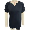 thumbnail image 3 of Camiseta de manga corta con cuello en V, camiseta de mujer con cuello en V, camiseta de mujer con cuello en V, camiseta fruncida para mujer, diseño de primera clase, 3 of 3