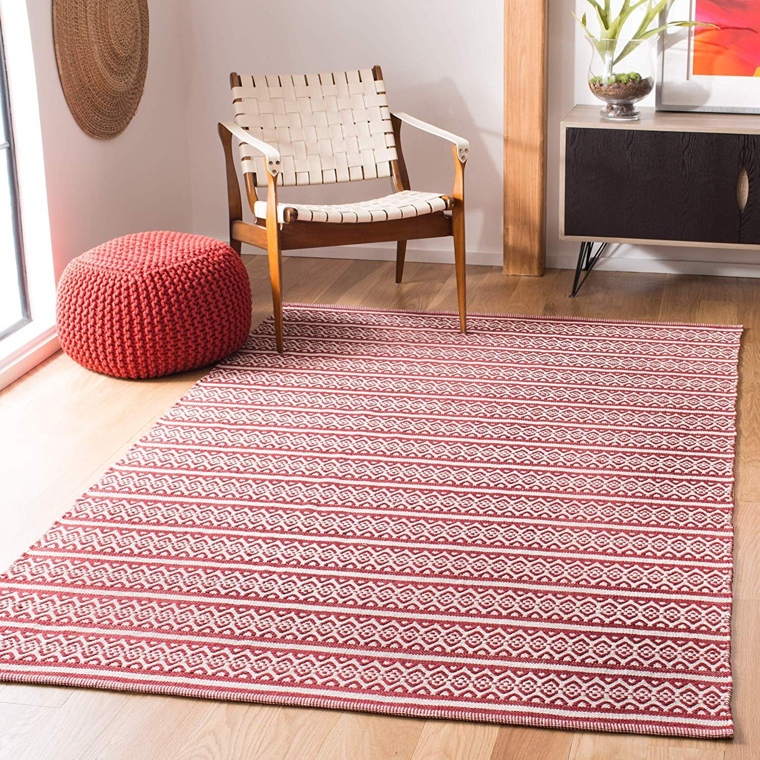 Safavieh Montauk Collection MTK341C Handmade Flatweave Ivory and Red