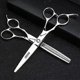 thumbnail image 2 of Tijeras profesionales japonesas de acero inoxidable para cortar el cabello, 15 cm, para zurdos, con mango ergonómico., 2 of 5