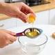 thumbnail image 3 of Separador de huevos de acero inoxidable, colador de yema y clara para repostería, cocina y recetas, 3 of 4