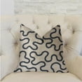 thumbnail image 2 of PBRA2233-2020-DP Plutus Coussin de Luxe Bleu Taal & Beige, 20 x 20 Po., 2 of 3