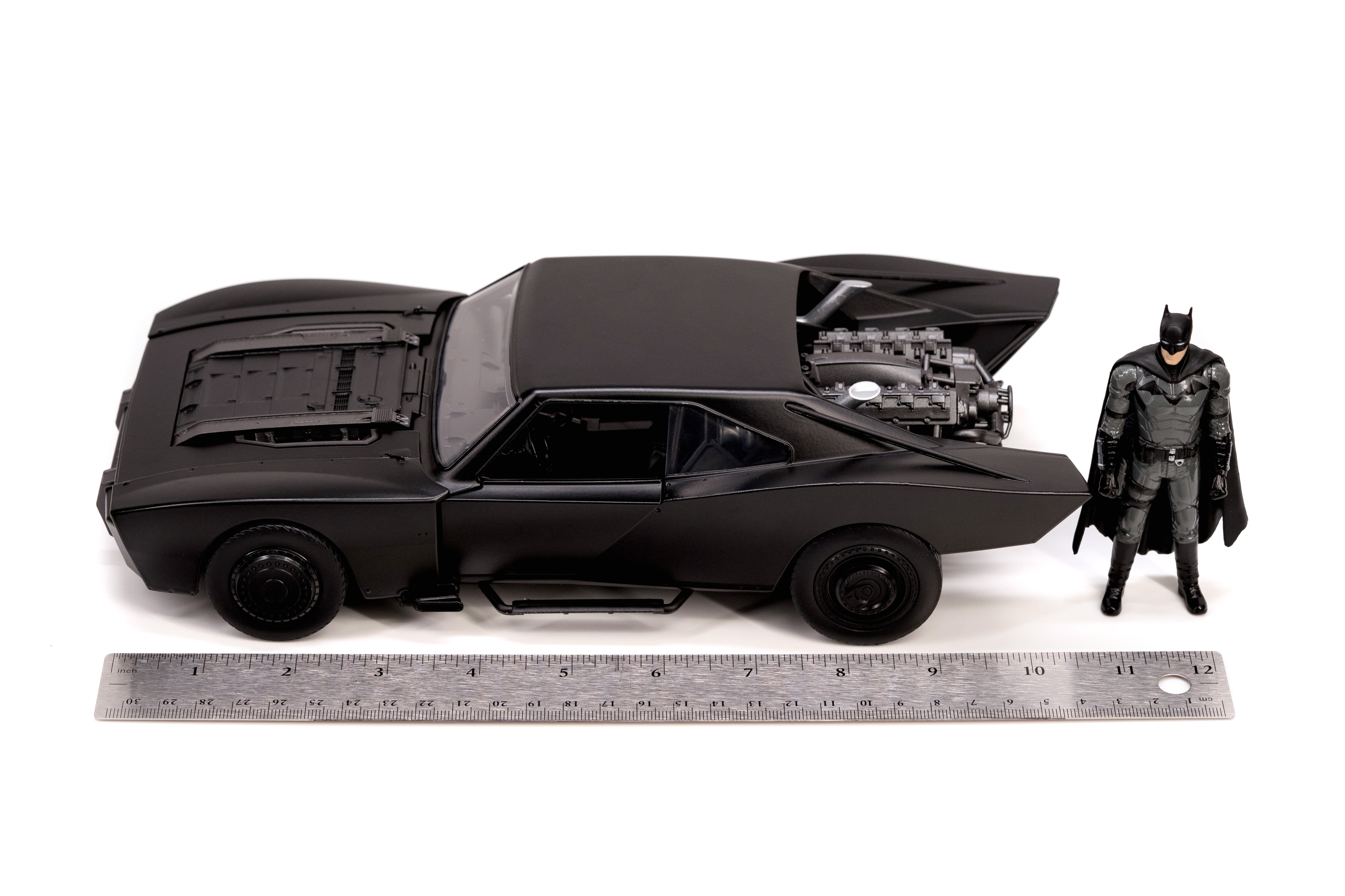 DC Comics The Batman 1:18 Batmobile with Lights & Batman Action