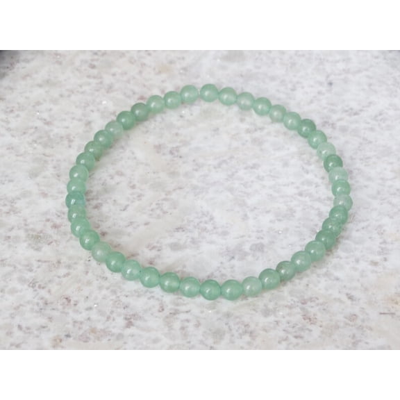 Natural Green Jade 4mm Round Shape Smooth Cut Beads Stretchable Bracelet for Men & Women.
