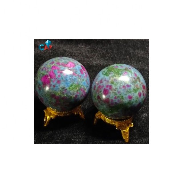 Esfera de cianita de rubí india para meditación y piedra curativa al mejor precio de la esfera de cianita de rubí india