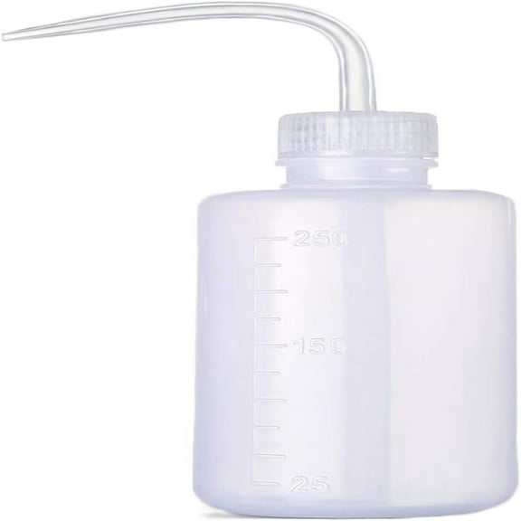 Squeeze Bottle Plant Watering Bottle 250ml 8oz Small Wash Bottle Squeeze Plastic Small Watering Can for Indoor Plants Succulent Watering Can (1pc)