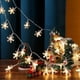 thumbnail image 4 of Luces navideñas para interiores, 6M 40 LED con pilas Copo de nieve Cadena Luces de hadas Decoración para el dormitorio Fiesta de bodas al aire libre, Blanco cálido [Clase de eficiencia energética A +++] Sailing  Electrónica, 4 of 6