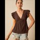 thumbnail image 4 of Blusa de Tirantes con Cuello en V, Mangas con Volantes y Ojales Acampanados para Mujer Color Café M, 4 of 7