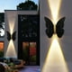 thumbnail image 5 of Aplique de pared solar con diseño de mariposa para exteriores con efecto de lavado de pared, impermeable, para jardín, escaleras, patio, terraza, iluminación LED de bajo consumo., 5 of 6