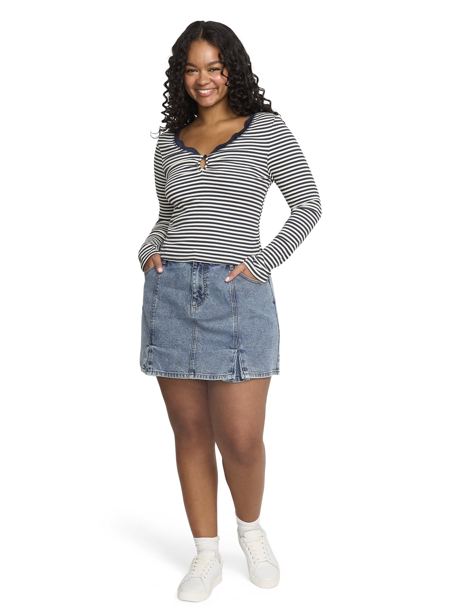 Mills by Millie Bobby Brown Women's Cut and Sew Henley Long Sleeve Top, Sizes XXS-XXXL