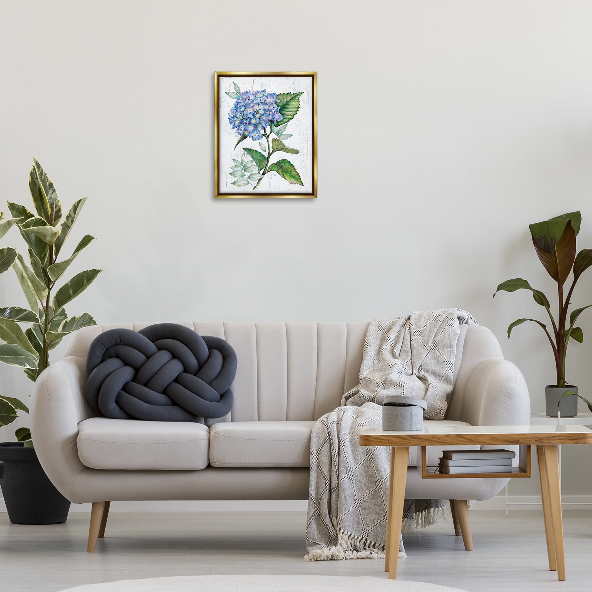 Stupell Industries English Manor Hydrangea Plants & Flowers Painting Gold Floater Framed Canvas Art Print Wall Art, 17 x 21