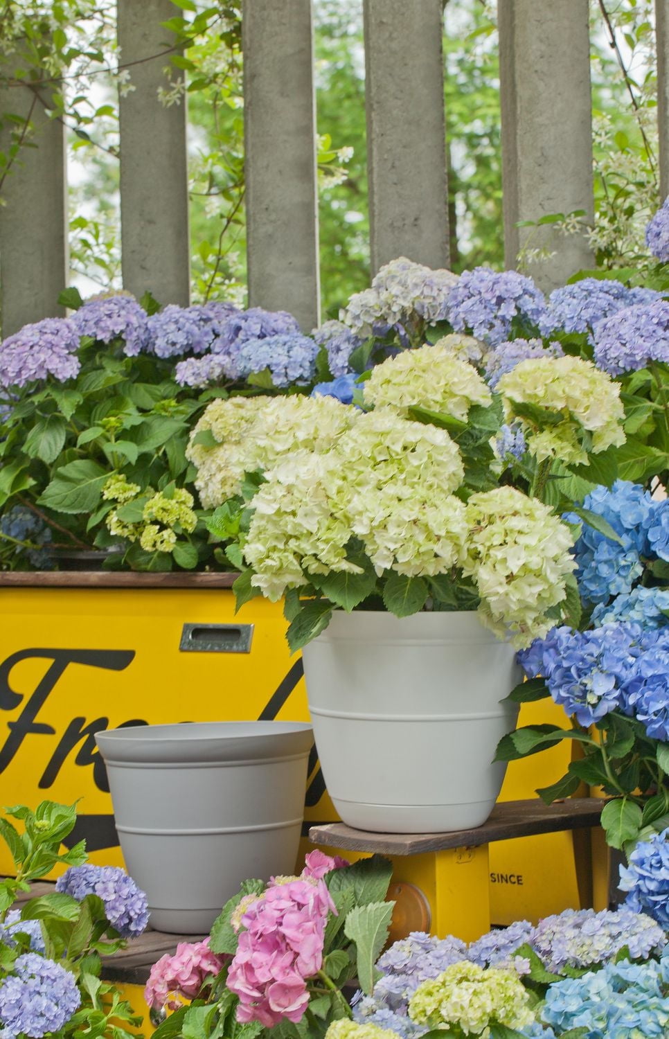 Mainstays Basic Bell Planter 12 inch Grey, Classic Design with Attached Tray Durable Weather Resistant Matte Finish