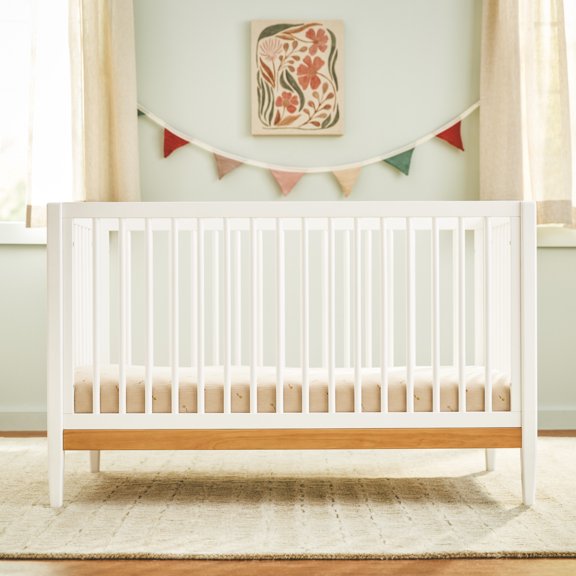 Little Seeds Clover 4-in-1 Convertible Crib