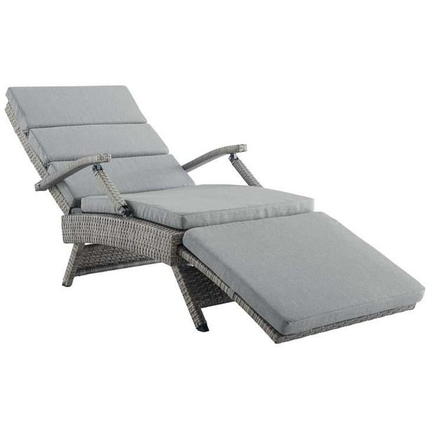 Envisage Chaise Outdoor Patio Wicker Rattan Lounge Chair in Light Gray