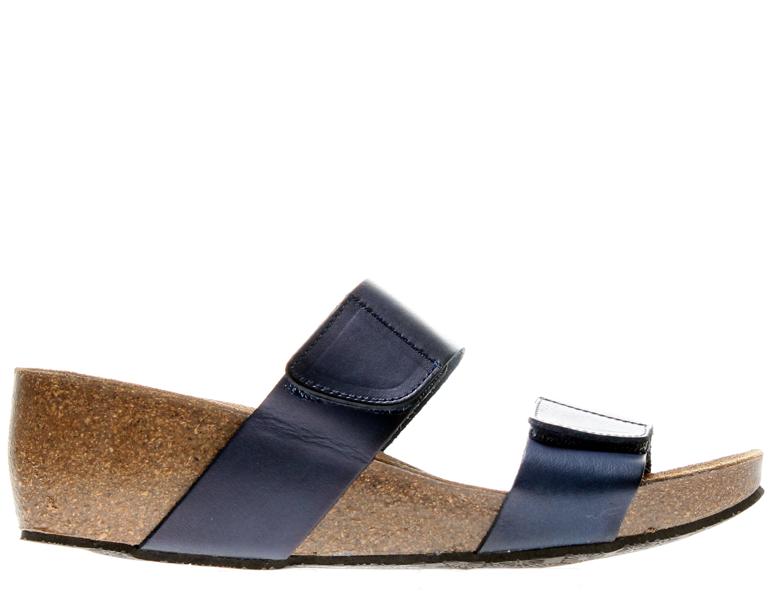 chocolate blue wedges