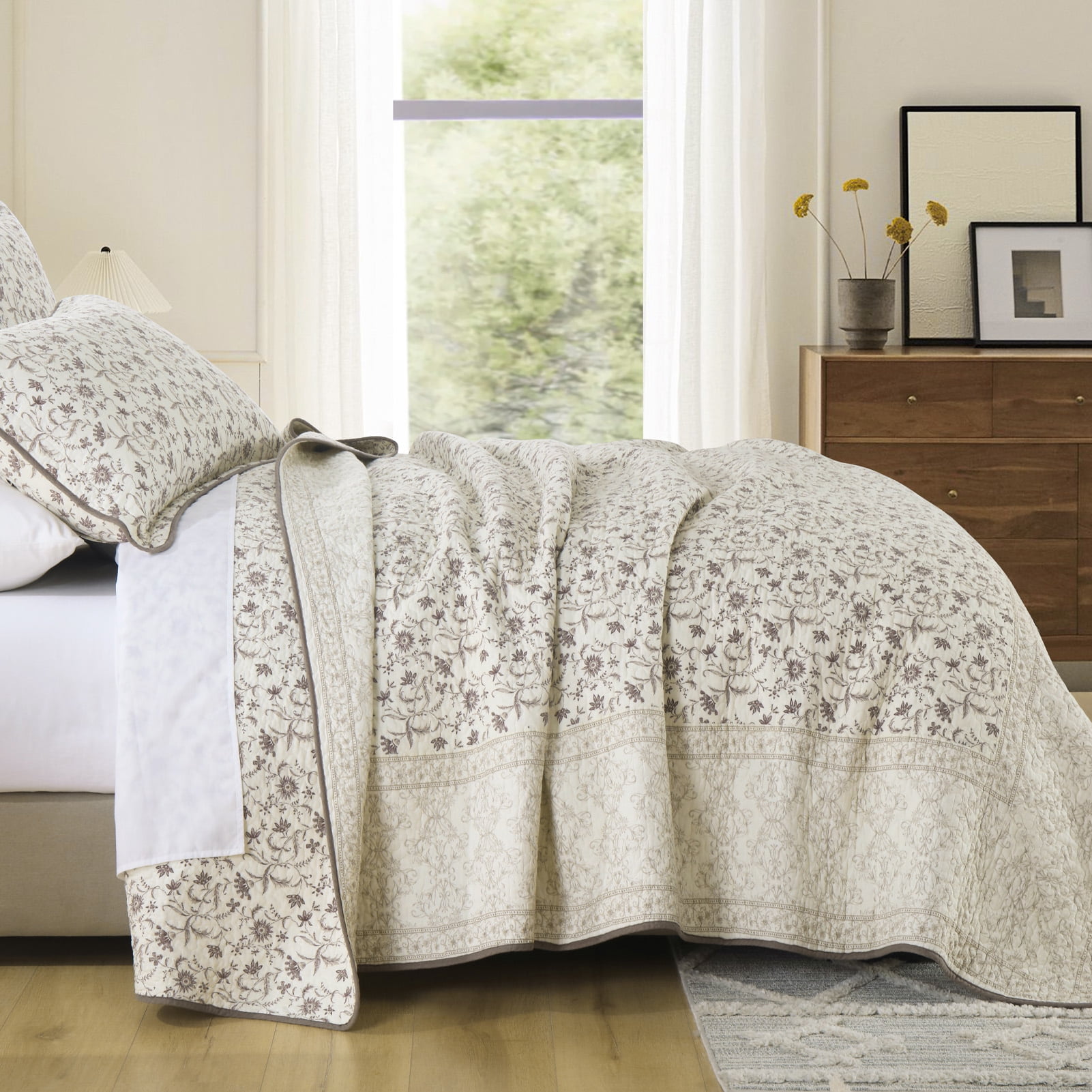 PANGUSHAN 100% Cotton Quilt King Size, King Quilt Bedding Set Quilted Bedspreads, Lightweight Reversible Floral Comforter for King Bed, All Season, Beige/Brown, 3 Pieces